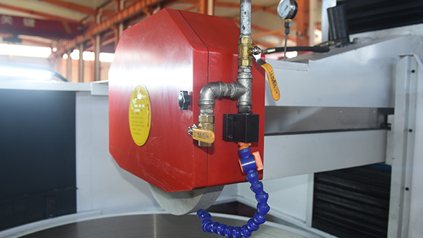 Macchina di rettifica per superficie orizzontale CNC con tavolo rotativo HDMK380 2