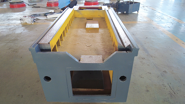 Macchina di rettifica per superficie orizzontale CNC con tavolo rotativo HDMK380 3