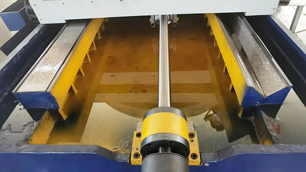 Macchina di rettifica per superficie orizzontale CNC con tavolo rotativo HDMK380 4