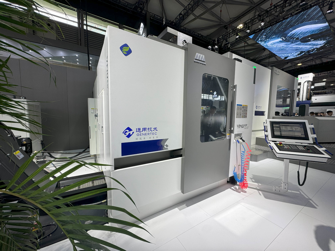 SMTCL Vertical 5 Axis Machining Center VMU63P Five Axis Linkage Centro di lavorazione verticale ad alte prestazioni