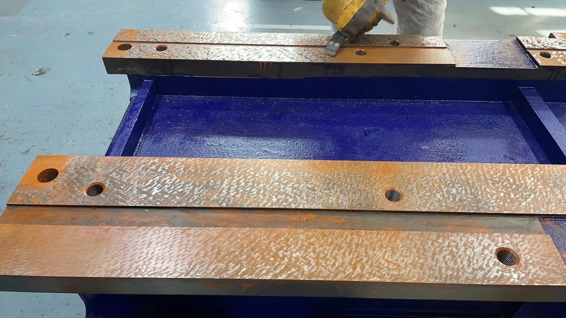 SMTCL CNC pesante Latte CNC a letto piatto HTC125150 Latte CNC grande di diametro 130 mm