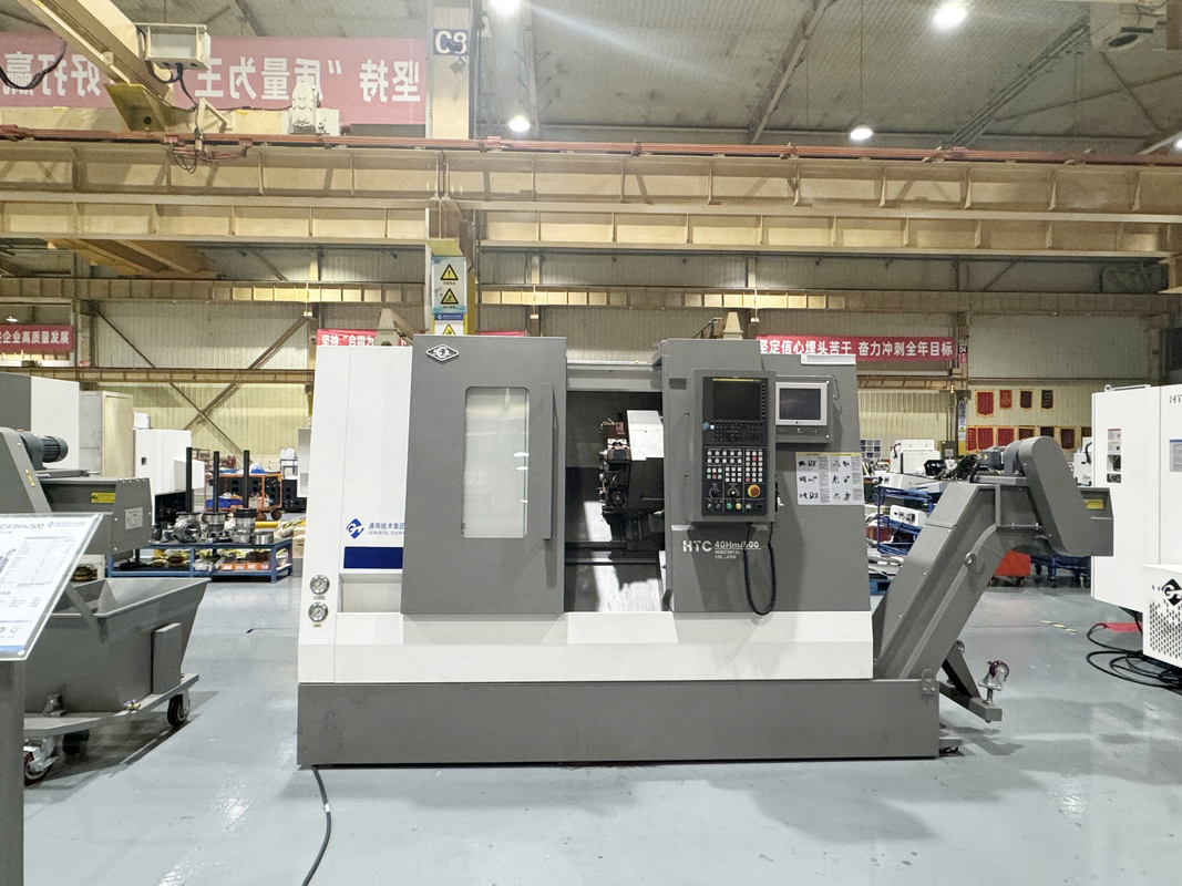 SMTCL CNC Lathe Mill Combo Machine HTC40Hm BMT55 Turretto azionato Centro di tornitura CNC orizzontale