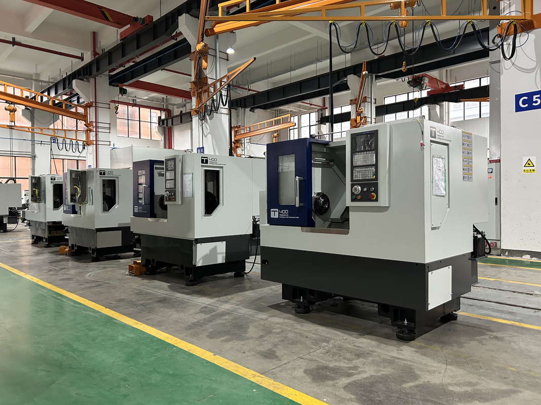 Torno CNC T300 GSK controller programmabile Tailstock idraulico letto orizzontale inclinato Torno CNC