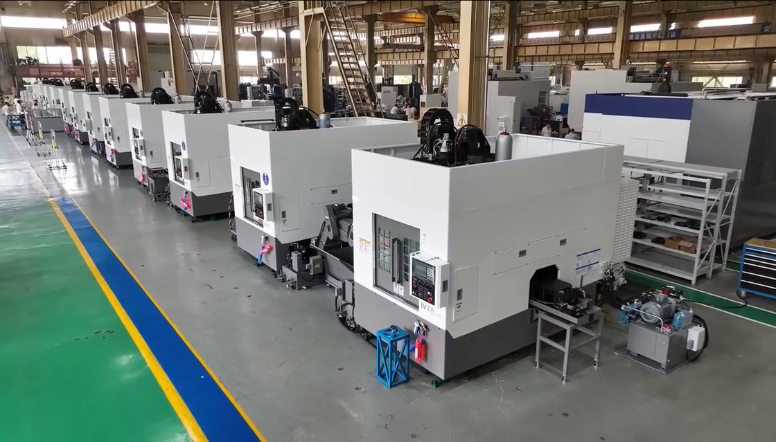 Torno verticale rovesciato IVT35 Piezza di lavoro automatica che afferra la linea di produzione automatica Torno CNC