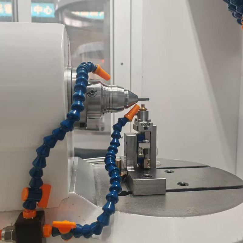 Macchina per la rettifica di utensili CNC ad alta precisione MG80
