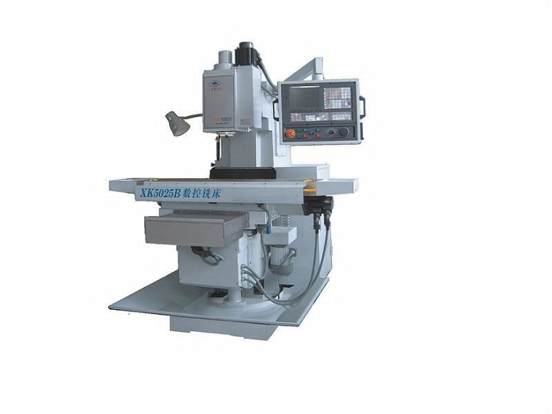 Tipo fresatrice Xk5025b Xk5030b del ginocchio di CNC di alta precisione